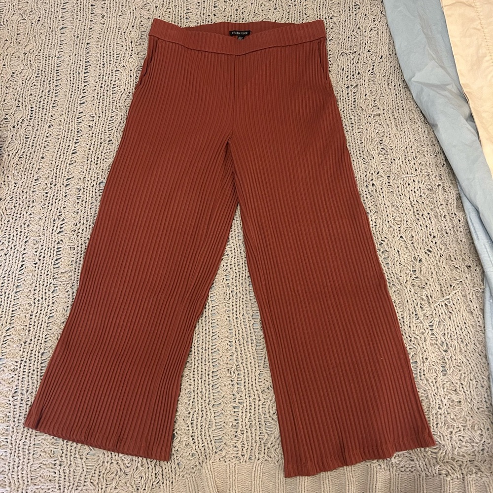Eileen Fisher Ribbed Cropped Rustic Red Pants